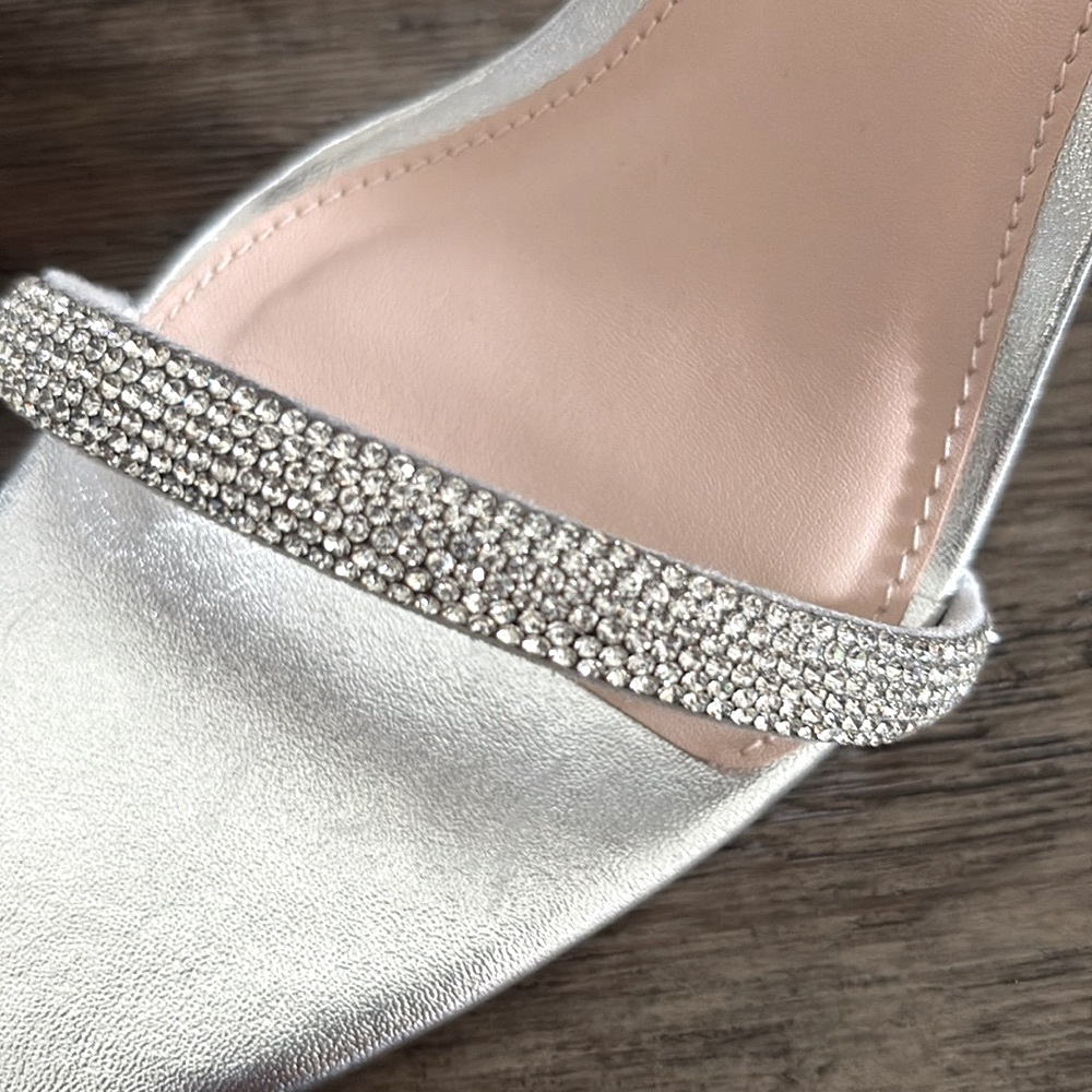 NIB [Aqua] Olivia Rhinestone Ankle Strap Silver Stiletto Heels Women's 8 or 8.5 - Picture 7 of 12
